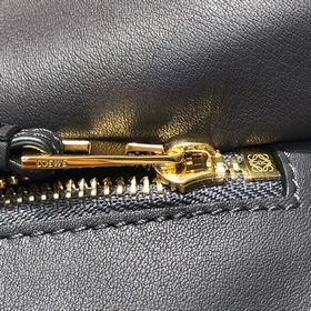 Сумка через плечо PUZZLE от Loewe, серая, комбинированный цвет Бо
