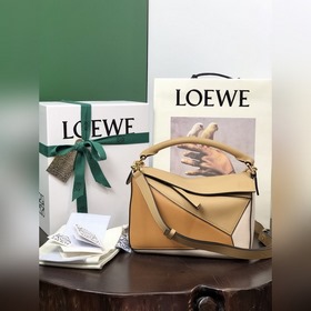 Сумка через плечо PUZZLE от Loewe, цвет шампань Большой объем, ид