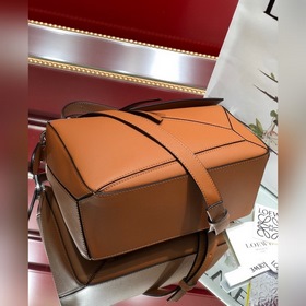Сумка через плечо PUZZLE от Loewe, карамельный цвет Большой объем