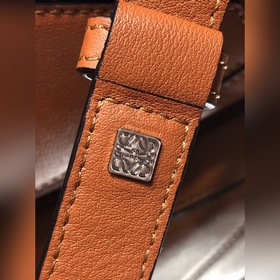 Сумка через плечо PUZZLE от Loewe, карамельный цвет Большой объем