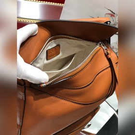 Сумка через плечо PUZZLE от Loewe, карамельный цвет Большой объем