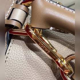 Сумка через плечо PUZZLE от Loewe Большой объем, идеально подход