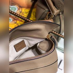 Сумка через плечо PUZZLE от Loewe Большой объем, идеально подход