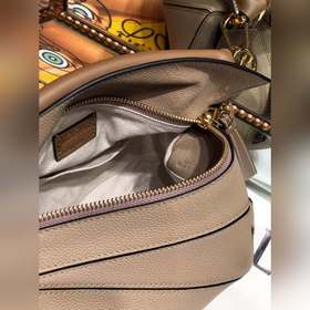 Сумка через плечо PUZZLE от Loewe Большой объем, идеально подход