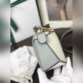MINI PUZZLE сумка с геометрическим дизайном от Loewe Сумка практи