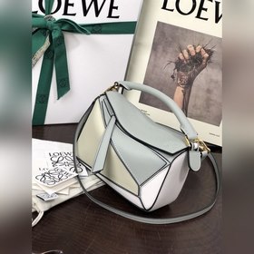 MINI PUZZLE сумка с геометрическим дизайном от Loewe Сумка практи