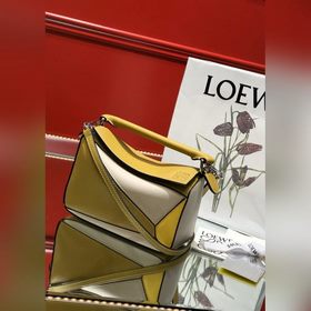 MINI PUZZLE сумка с геометрическим дизайном от Loewe Сумка практи