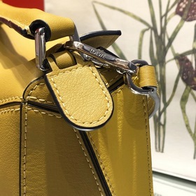 MINI PUZZLE сумка с геометрическим дизайном от Loewe Сумка практи