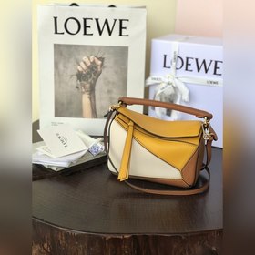 MINI PUZZLE сумка с геометрическим дизайном от Loewe, серо-бежева