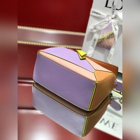MINI PUZZLE сумка с геометрическим дизайном от Loewe, цвет： розов