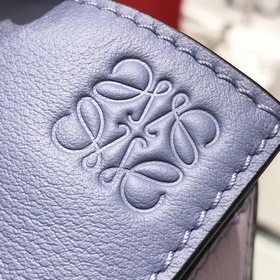 MINI PUZZLE сумка с геометрическим дизайном от Loewe Сумка практи