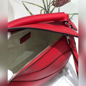 MINI PUZZLE сумка с геометрическим дизайном от Loewe, ярко-красна