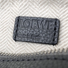 MINI PUZZLE сумка с геометрическим дизайном от Loewe, черная Сумк
