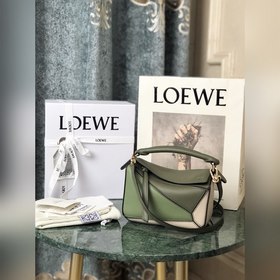 MINI PUZZLE сумка с геометрическим дизайном от Loewe, военно-зеле