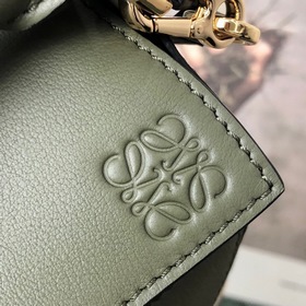 MINI PUZZLE сумка с геометрическим дизайном от Loewe, военно-зеле