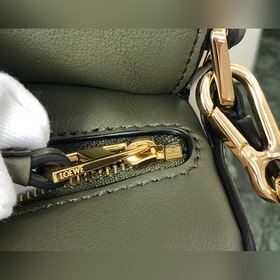 MINI PUZZLE сумка с геометрическим дизайном от Loewe, военно-зеле
