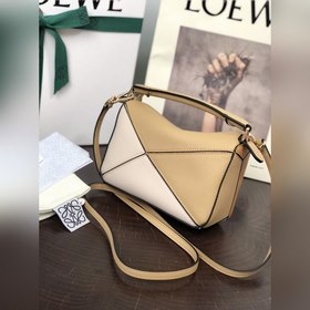 MINI PUZZLE сумка с геометрическим дизайном от Loewe, кирпично-кр