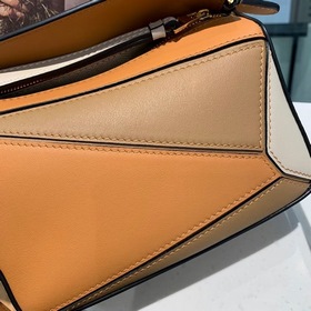 MINI PUZZLE сумка с геометрическим дизайном от Loewe Сумка практи
