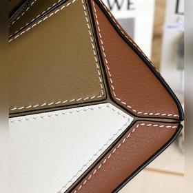 MINI PUZZLE сумка с геометрическим дизайном от Loewe, светло-кори