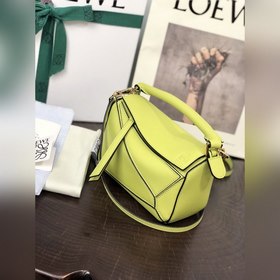 MINI PUZZLE сумка с геометрическим дизайном от Loewe, травянисто-