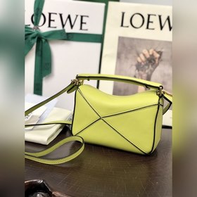 MINI PUZZLE сумка с геометрическим дизайном от Loewe, травянисто-
