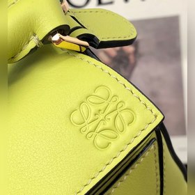 MINI PUZZLE сумка с геометрическим дизайном от Loewe, травянисто-