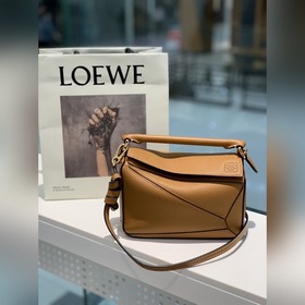 MINI PUZZLE сумка с геометрическим дизайном от Loewe Сумка практи