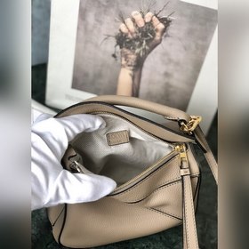 MINI PUZZLE сумка с геометрическим дизайном от Loewe Сумка практи