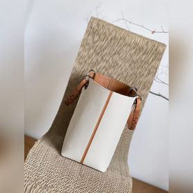 Сумка-тоут Luoyiwei Tote Сумка Anagram Tote по-прежнему занимает 