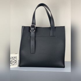 Сумка Loewe Buckle Tote Мужская сумка-тоут черного цвета Простор
