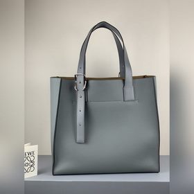 Сумка Loewe Buckle Tote Мужская сумка-тоут серого цвета Просторн