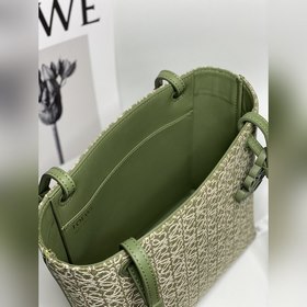 Сумка Loewe Square Tote С длинными ручкамиз кожи быка и кожаным б