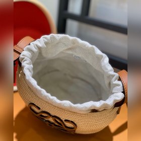 Луи Виттон Basket Small Honeycomb/Lantern Bag Bucket Bag Получивш