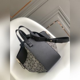 Loewe Сумка через плечо