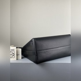 Серия Loewe Berlingo, модели для мужчин и женщин, сумка через пле