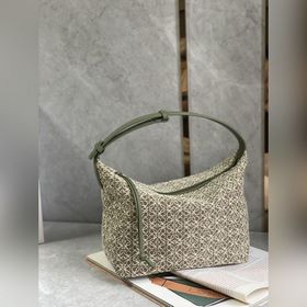 Луи Виттон Бэг для ланча Cubi В этом сезоне радость дарит Cubi! Н