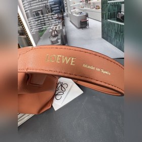 Сумка из кожи теленка Napa от Loewe Закат Сумка Cubi — это вмести