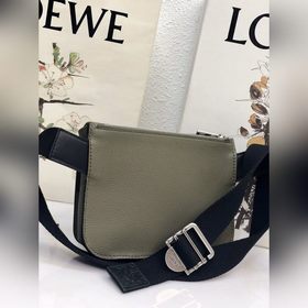 Military Bumbag поясная сумка зеленого цвета Изготовлен из мягкой