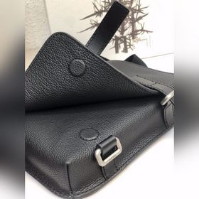 Loewe Military Bumbag Loewe Мужской поясной рюкзак Изготовлена