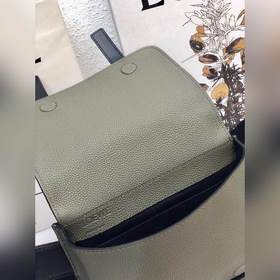 Loewe Military Bumbag Loewe Мужской поясной рюкзак Изготовлен и