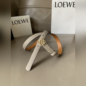 LOEWE Женский тонкий ремень из мягкой телячьей кожи с палиазой и 