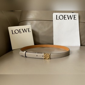 LOEWE Женский тонкий ремень из мягкой телячьей кожи с палиазой и 