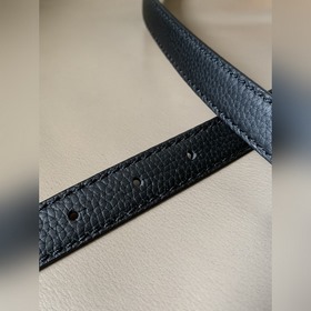 LOEWE Женский тонкий ремень из мягкой телячьей кожи с палиазой и
