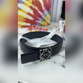 LOEWE Женский пояс Anagram из тисненной кожи гладкой кожи Ширина