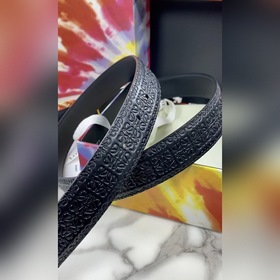 LOEWE Женский пояс Anagram из тисненной кожи гладкой кожи Ширина 