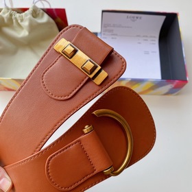 Дамский пояс Loewe, двухсторонний, из кожи первого слоя, очень хо