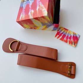 Дамский пояс Loewe, двухсторонний, из кожи первого слоя, очень хо