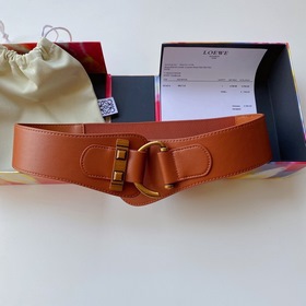 Дамский пояс Loewe, двухсторонний, из кожи первого слоя, очень хо