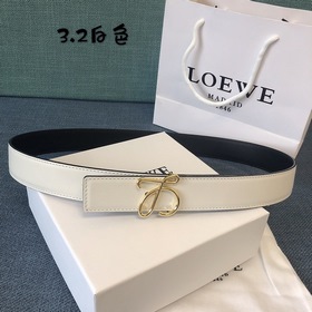 Дамский ремень Loewe с точно выполненной пряжкой из итальянской к
