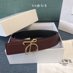 Дамский ремень Loewe с точно выполненной пряжкой из итальянской к